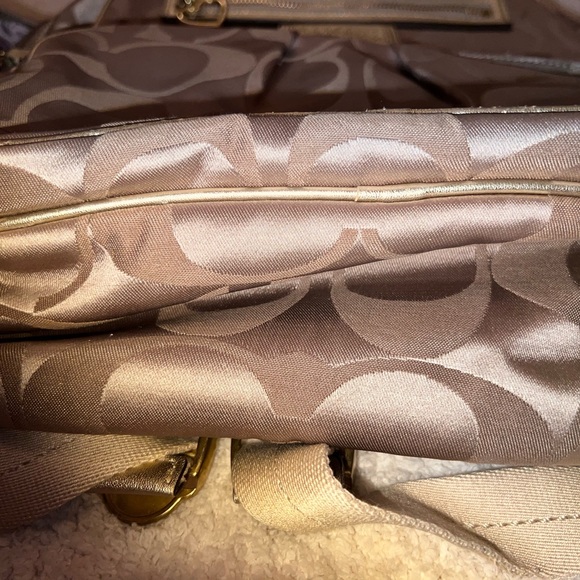 Gold coach backpack - Picture 14 of 15